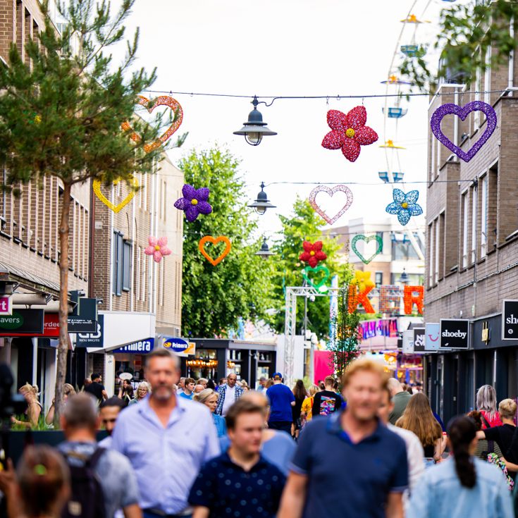 Koopzondag: Mega Kermis Uden